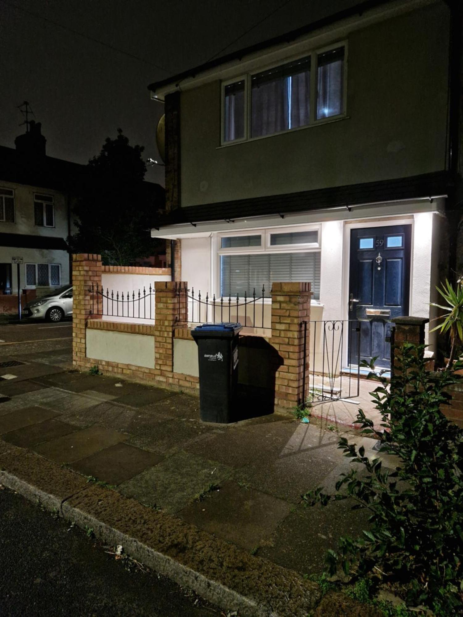 Stylish 2 Bed Home- Short Walk To Tottenham Stadium/Stations London Luaran gambar